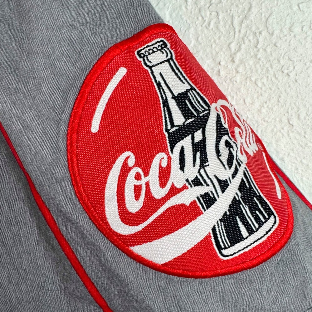 Coca-Cola Mens XL Grey Red Pinstripe Short Sleeve Button Down Work Shirt Patch - Picture 4 of 5